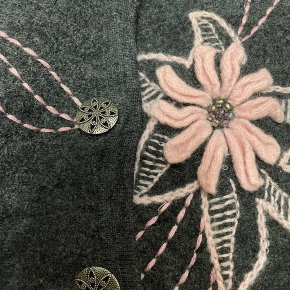 Vintage 90’s Embroiled Sweater Buttoy Up So Forth Large - Picture 4 of 4